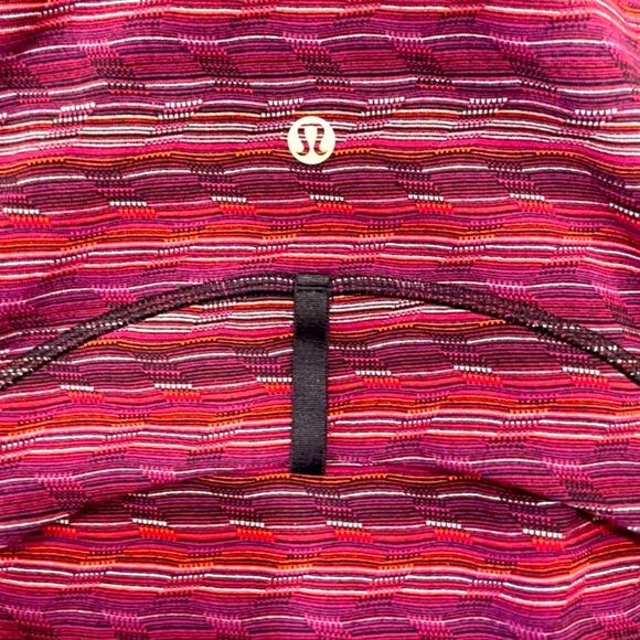 SOLD 🔥 Lululemon Athletica - Define Jacket - Picture 8 of 9